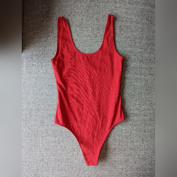 Aritzia Wilfred Bodysuit - Picture 2 of 10